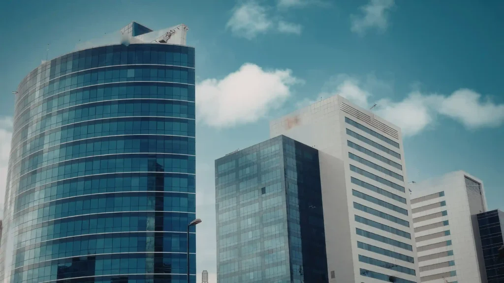 Pre-leased commercial property in Noida, iNVESTOR DIVINE, Real estate investment advisor